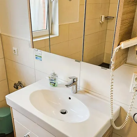 Dorfkrug Szálloda Büsum