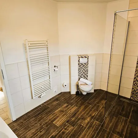 Dorfkrug Szálloda Büsum